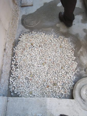 terrazzo alla veneziana con onice verde