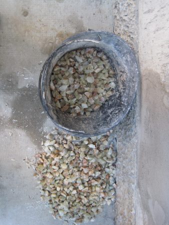 terrazzo alla veneziana con onice verde